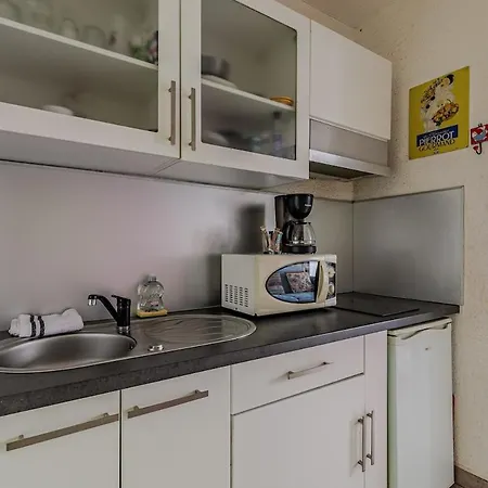 Arago - T2 Avec 1 1 Canape-lit 1 Salle De Bain Apartment
